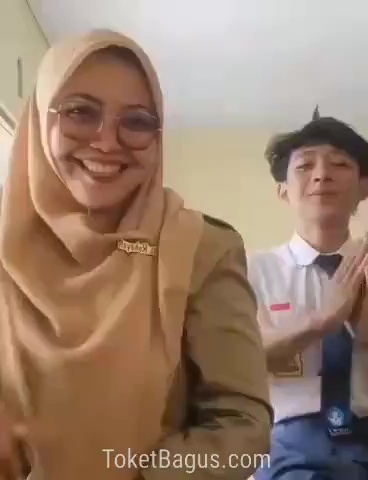 Viral TikTok Ibu Guru Agama Dan Murid Di Grobogan Thumb